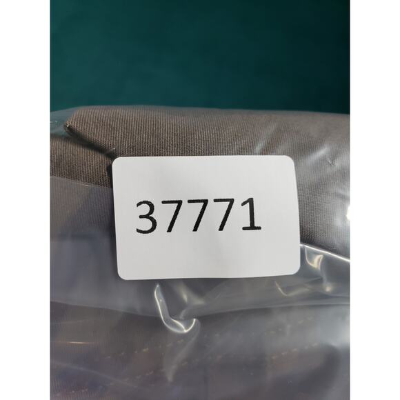 Gloria Vanderbilt Pants Size 16 W Womens Brown Stretch Capri Plus Cargo NWT - Picture 16 of 16